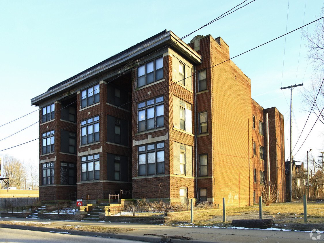 8012-carnegie-ave-cleveland-oh-primary-photo(1)